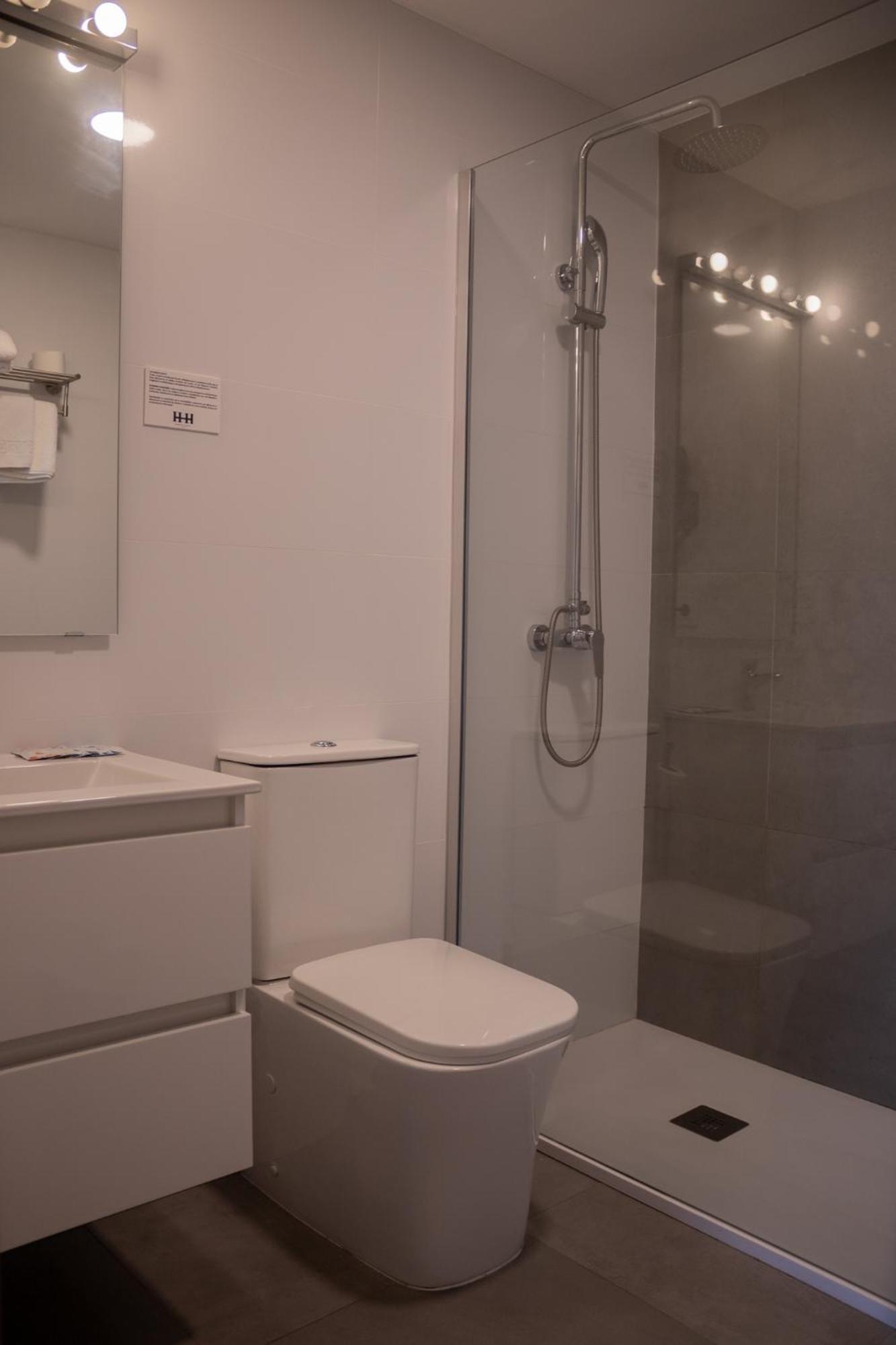 Hotel Hollywood Кангас Экстерьер фото